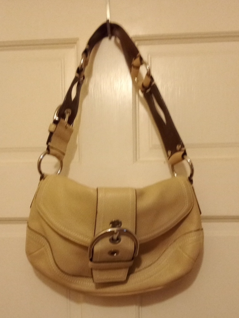 Coach Soho Beige Leather Shoulder Bag.2006 Creed